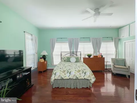 Bedroom - 6609 Chatham Park Dr, Brandywine, MD 20613 photo 11 of 11