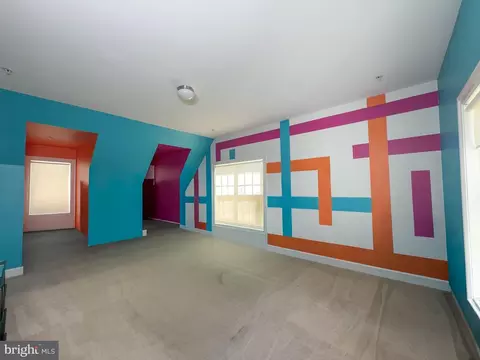 Bedroom - 6609 Chatham Park Dr, Brandywine, MD 20613 photo 2 of 11