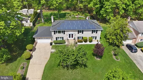 11905 Autumnwood Ln, Fort Washington, MD 20744