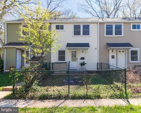 59 B Ridge Rd, Greenbelt, MD 20770