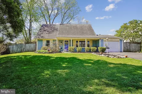 13311 Yarland Ln, Bowie, MD 20715