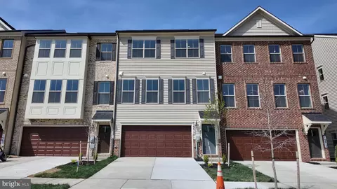 16617 Aruba Dr, Accokeek, MD 20607