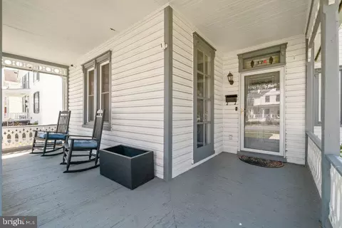 Exterior - 324 Laurel Ave, Laurel, MD 20707 photo 5 of 7