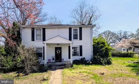 8611 Myrtle Ave, Bowie, MD 20715