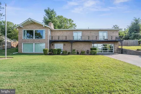 9712 Potomac Dr, Fort Washington, MD 20744