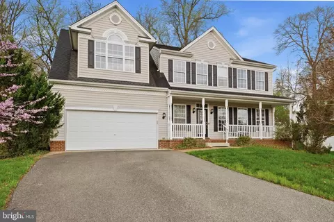 10200 Twisted Stalk Ct, Marlboro, MD 20772