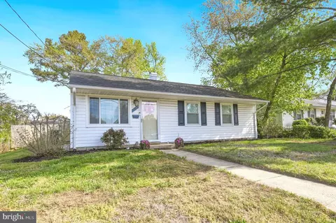 1010 Elkhart St, Oxon Hill, MD 20745