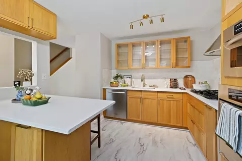 Kitchen - 10775 Kitchener Ct, Bowie, MD 20721 photo 4 of 7
