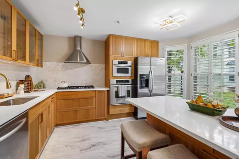 Kitchen - 10775 Kitchener Ct, Bowie, MD 20721 photo 2 of 7