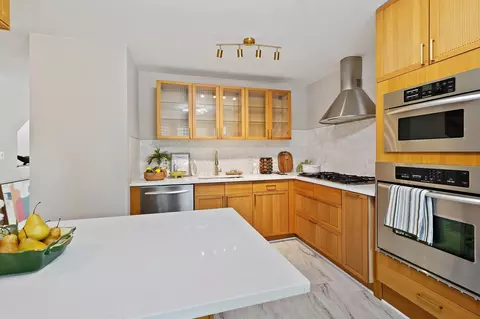 Kitchen - 10775 Kitchener Ct, Bowie, MD 20721 photo 5 of 7