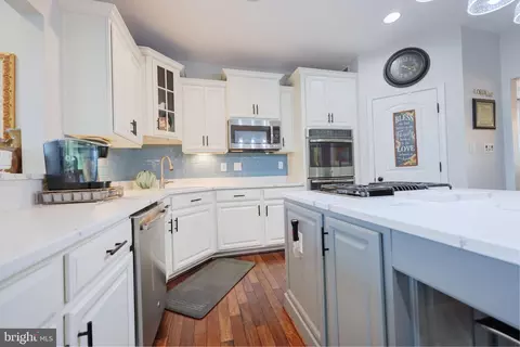 Kitchen - 2703 Brownlee Ct, Lanham, MD 20706 photo 3 of 3