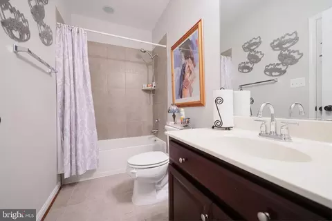 Bath - 2703 Brownlee Ct, Lanham, MD 20706 photo 2 of 2