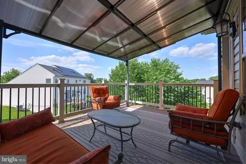 Exterior - 2703 Brownlee Ct, Lanham, MD 20706 photo 5 of 17