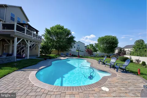 Exterior - 2703 Brownlee Ct, Lanham, MD 20706 photo 12 of 17