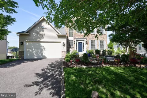 Exterior - 2703 Brownlee Ct, Lanham, MD 20706 photo 3 of 17