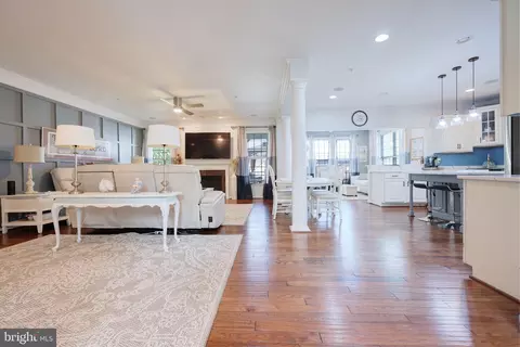 Entry Way - 2703 Brownlee Ct, Lanham, MD 20706 photo 2 of 11