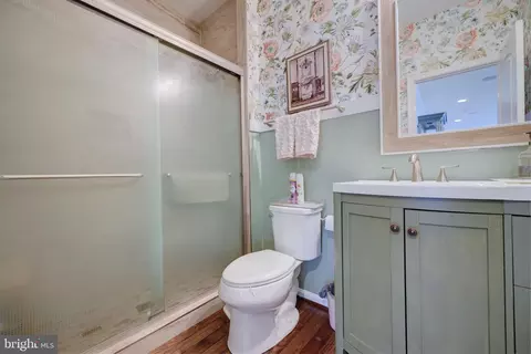 Bath - 2703 Brownlee Ct, Lanham, MD 20706 photo 1 of 2