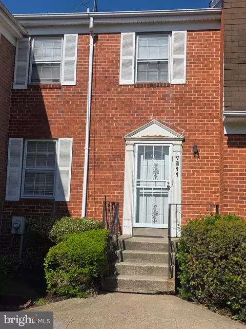 7211 Cross St, District Heights, MD 20747