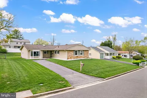 15717 Presswick Ln, Bowie, MD 20716