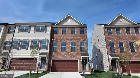 16615 Aruba Dr, Accokeek, MD 20607