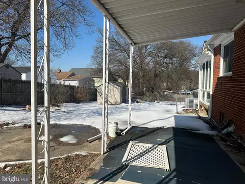 Exterior - 1504 5th St, Lanham, MD 20706 photo 2 of 4