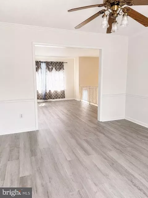 Living - 6204 Cipriano Rd, Lanham, MD 20706 photo 2 of 4