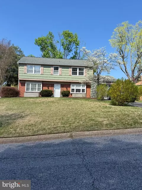 2414 Kinderbrook Ln, Bowie, MD 20715