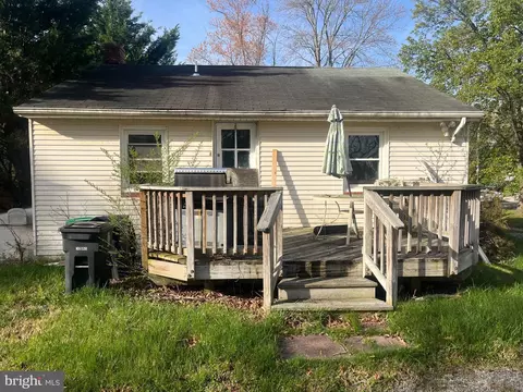 12200 Windbrook Dr, Clinton, MD 20735 photo 2