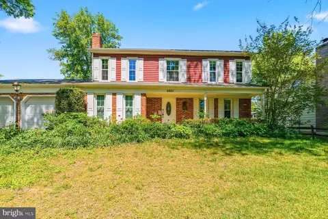8931 Bluffwood Ln, Fort Washington, MD 20744