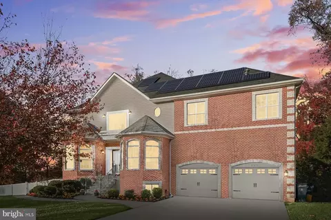 202 Bonhill Dr, Fort Washington, MD 20744
