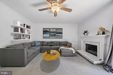 Living - 903 Brook St, Accokeek, MD 20607 photo 1 of 2