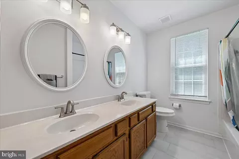 Bath - 903 Brook St, Accokeek, MD 20607 photo 6 of 6