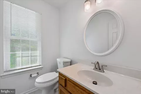 Bath - 903 Brook St, Accokeek, MD 20607 photo 1 of 6