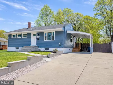 Exterior - 4902 91st Pl, Lanham, MD 20706 photo 4 of 7