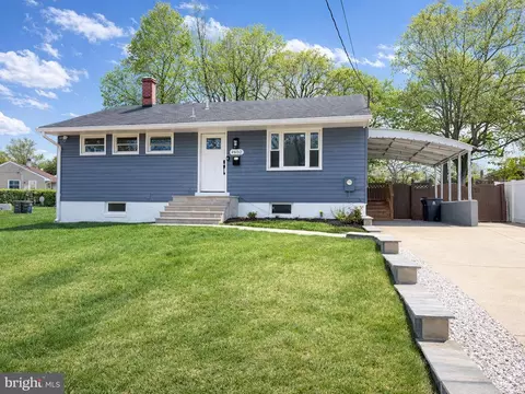 Exterior - 4902 91st Pl, Lanham, MD 20706 photo 2 of 7