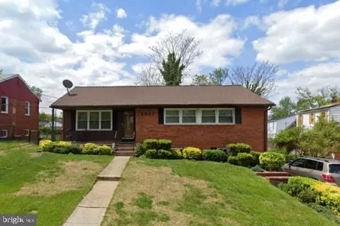 2003 Lakewood St, Suitland, MD 20746