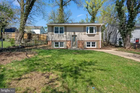 6604 Valley Park Rd, Capitol Heights, MD 20743