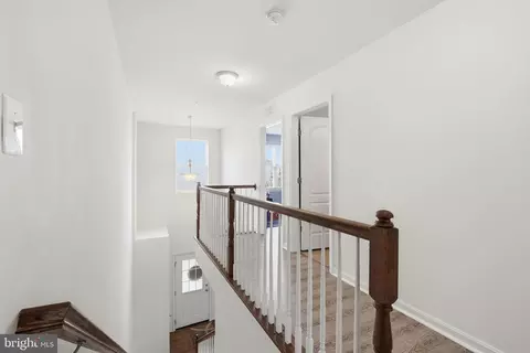 Entry Way - 6900 Lenape Ct, Brandywine, MD 20613 photo 3 of 8
