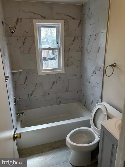 Bath - 214 10th St, Laurel, MD 20707 photo 1 of 11