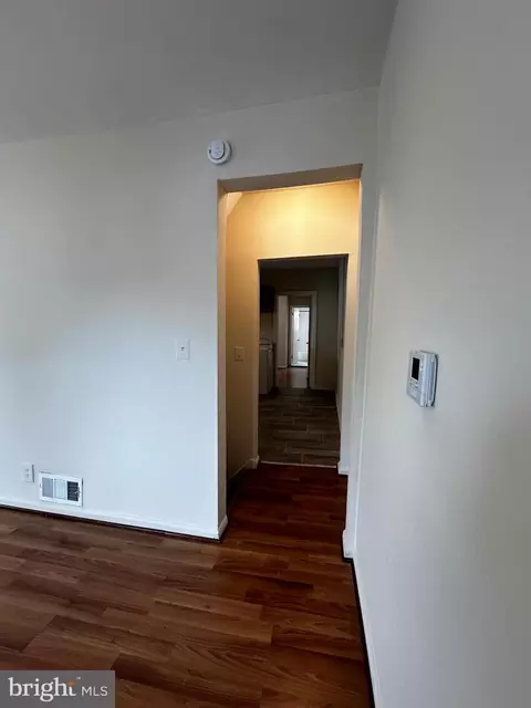 Entry Way - 214 10th St, Laurel, MD 20707 photo 13 of 18