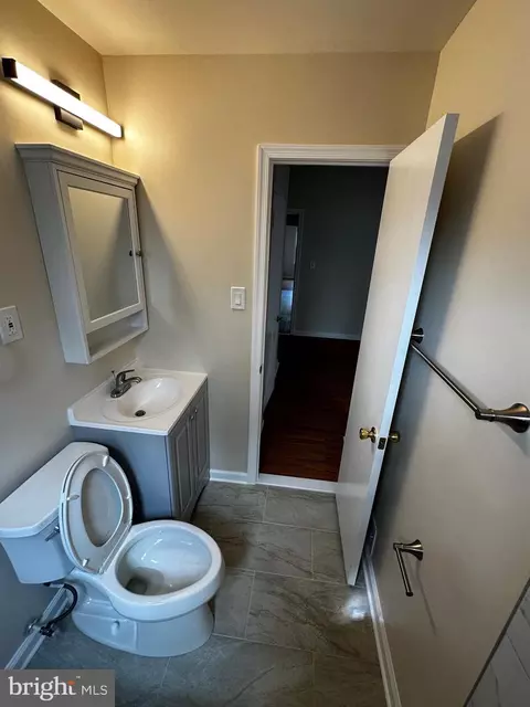 Bath - 214 10th St, Laurel, MD 20707 photo 3 of 11
