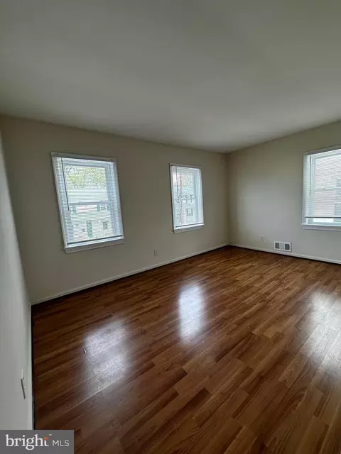 Living - 214 10th St, Laurel, MD 20707 photo 11 of 15