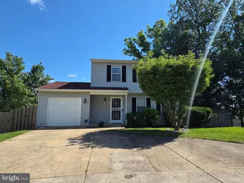 904 Finch Dr, Landover, MD 20785