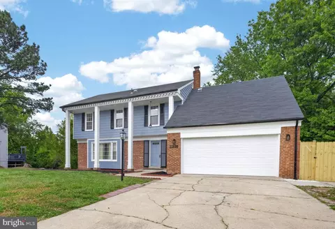 11810 Fairgreen Ln, Marlboro, MD 20772