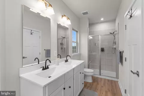 Bath - 160 Lyons Creek Dr, Laurel, MD 20708 photo 1 of 4