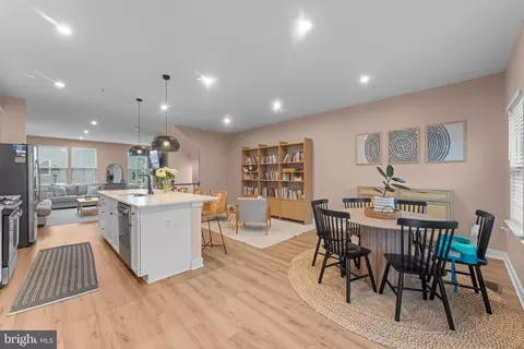Entry Way - 160 Lyons Creek Dr, Laurel, MD 20708 photo 18 of 24