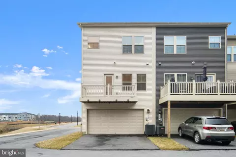Exterior - 160 Lyons Creek Dr, Laurel, MD 20708 photo 6 of 13