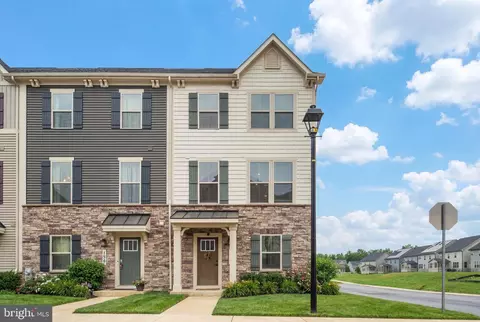 160 Lyons Creek Dr, Laurel, MD 20708