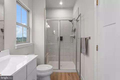 Bath - 160 Lyons Creek Dr, Laurel, MD 20708 photo 2 of 4