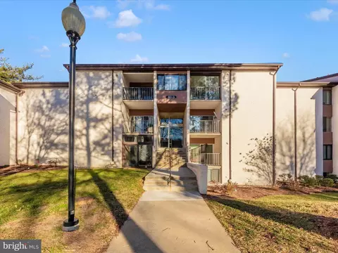 8013 Mandan Rd #T4, Greenbelt, MD 20770